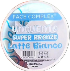 Unguento Super Bronze Latte Bianco 200 ml – Acceleratore Abbronzatura Senza Protezione Solare, Effetto Dorato Intenso, Idratante, Texture Cremosa Non Ungente