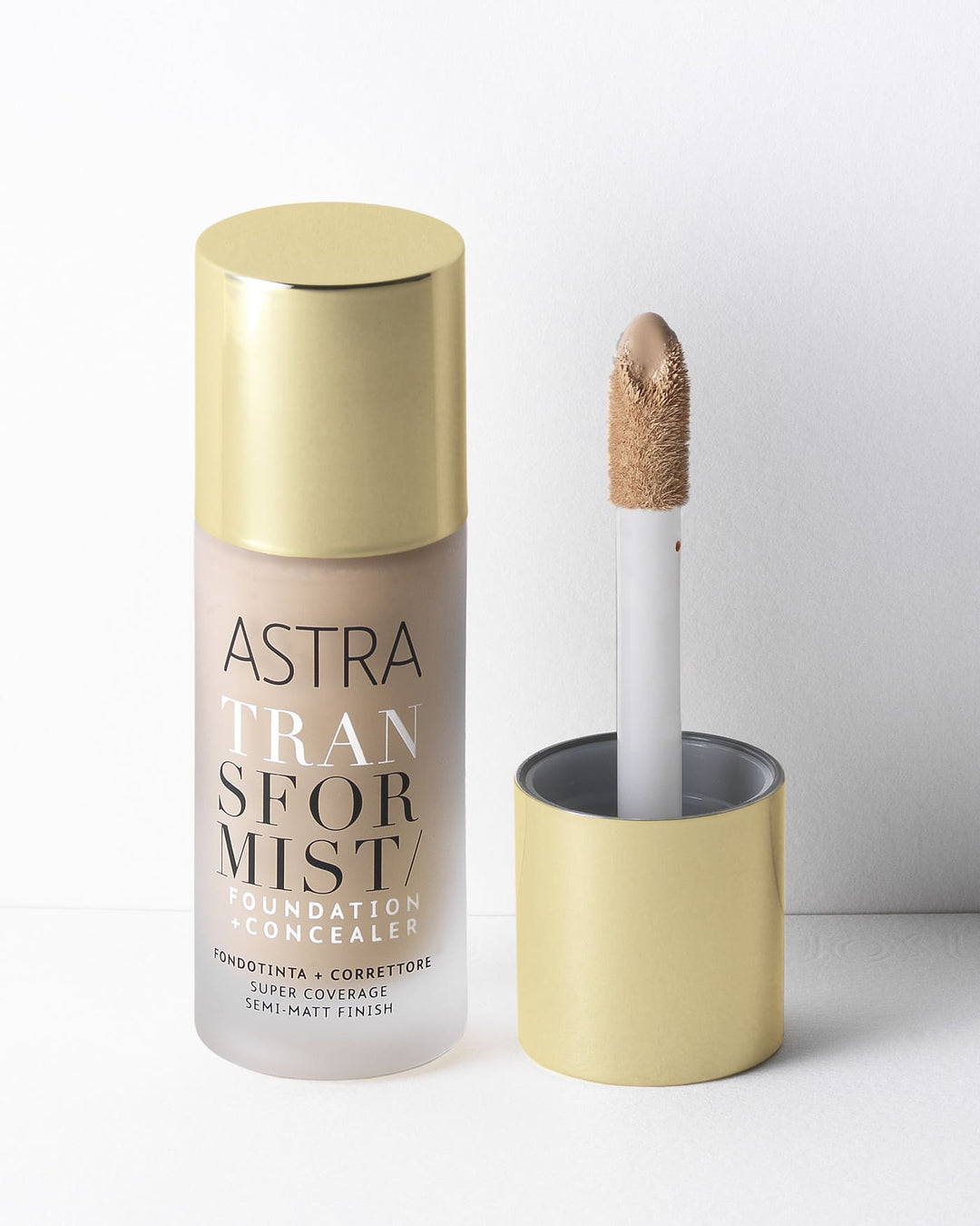 Astra TRANSFORMIST Fondotinta + correttore Foundation + Concealer (18ml)