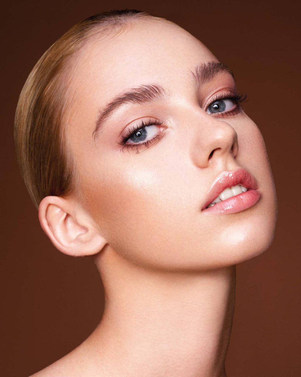 ASTRA - LONG STAY CONCEALER - Correttore lunga tenuta SPF 15
